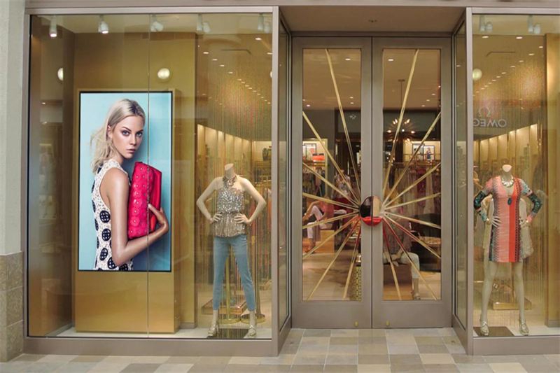 Digital Window Display Buying Guide-1.jpg